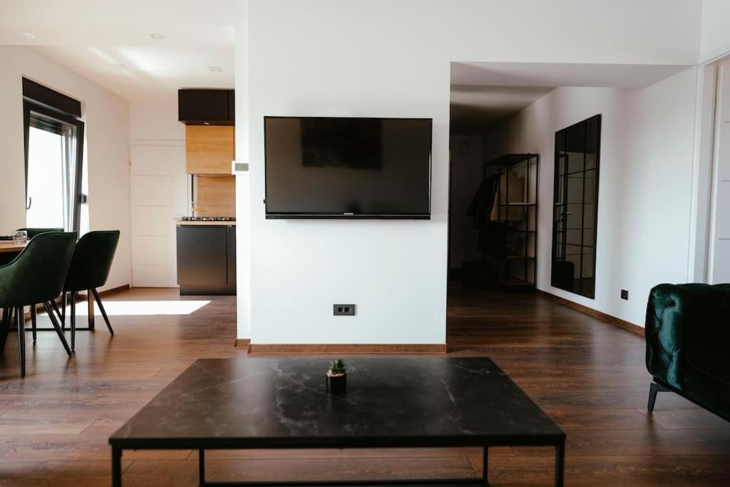 Apartment Marinela